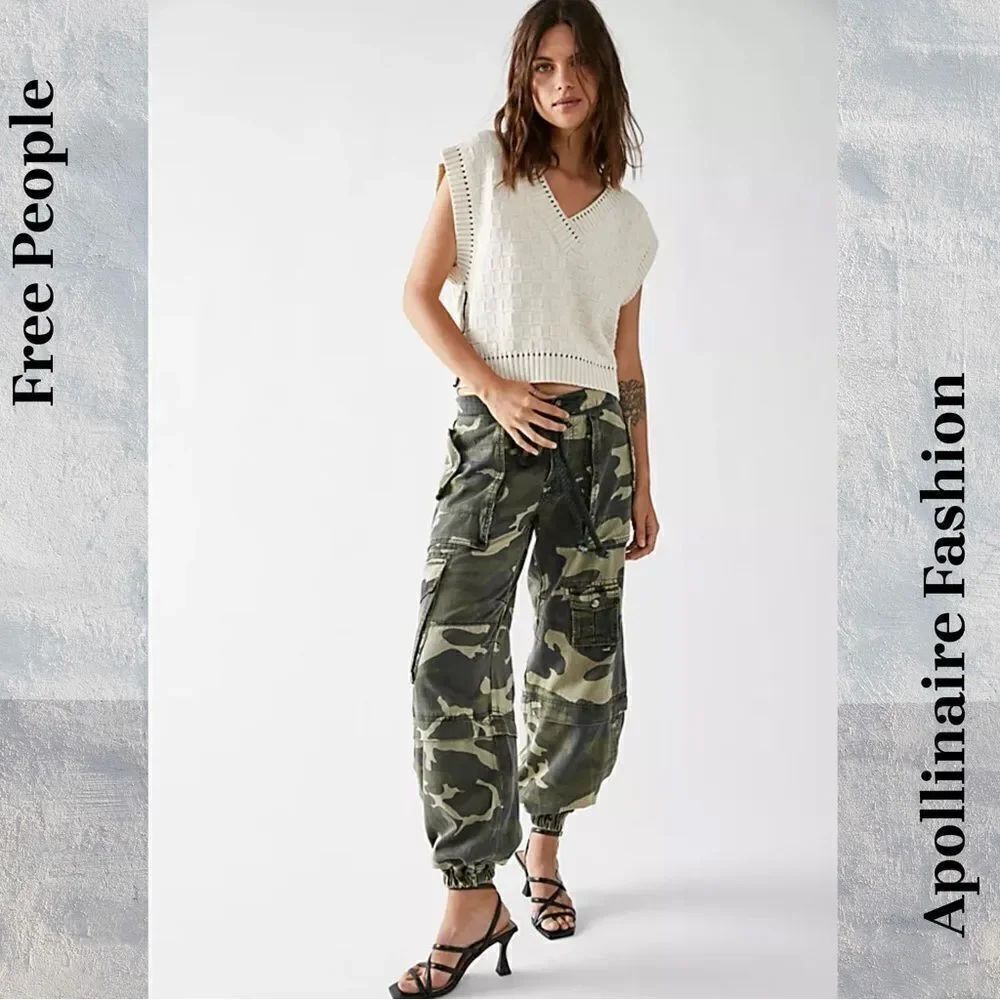 FREE PEOPLE SOUTH BAY UTILITY CARGO PANTS IN OLIVE COMBO LARGE NEW